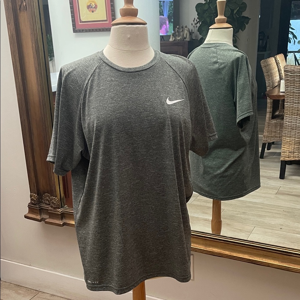 Mens Nike Swim Tee Shirt GREEN - Size Large